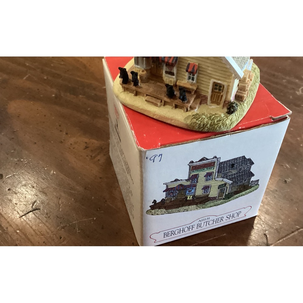 Liberty Falls vintage 1997 boxed Berghoff Butcher shop